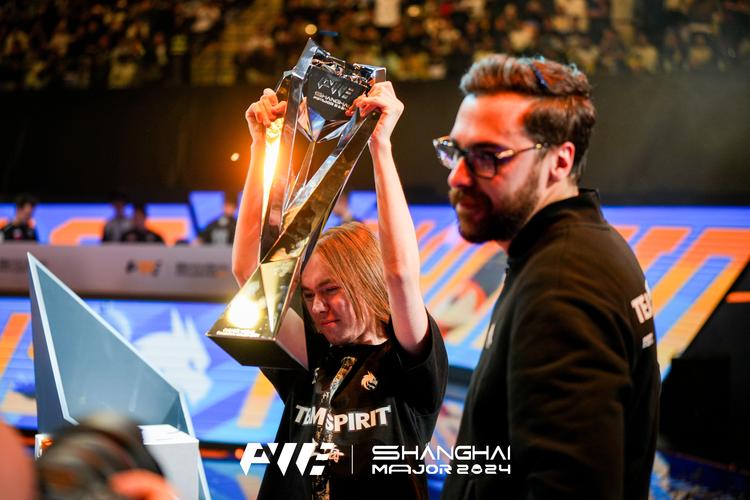 电竞比分OD锐评伦敦公开赛：Spirit变阵影响体系，G2实力有待观察